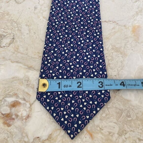 Salvatore Ferragamo Magnets & Hearts 100% Silk Tie - Picture 10 of 12